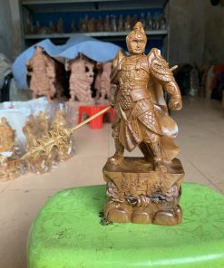 Tượng gỗ Triệu Tử Long gỗ bách xanh