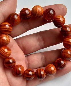 Vòng Đeo Tay Gỗ Huyết Long Bản Tròn